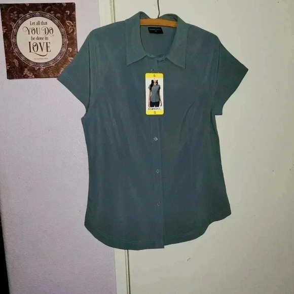 32 Degrees Cool Top NWT Sm. - Picture 1 of 6